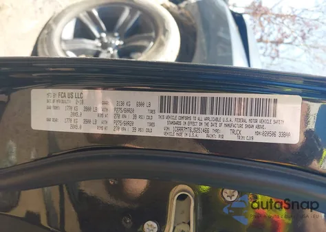 2018 Ram 1500 Sport 4X4 5'7 Box z USA, uszkodzony, nr VIN 1C6RR7MT6JS251466